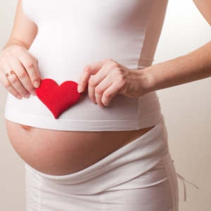 Выделения при беременности на раннем сроке