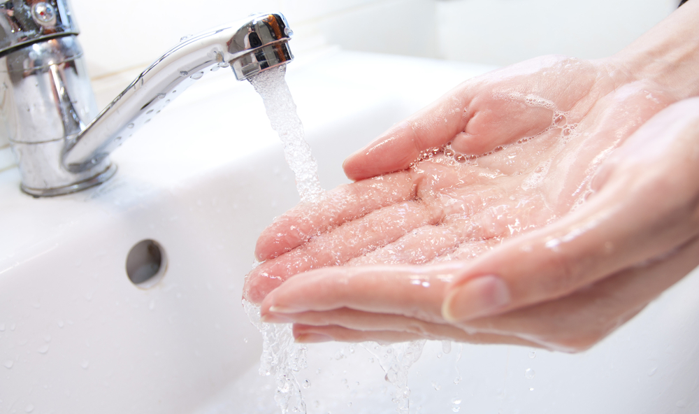 Мытье рук - неспецифическая профилактика против гриппа